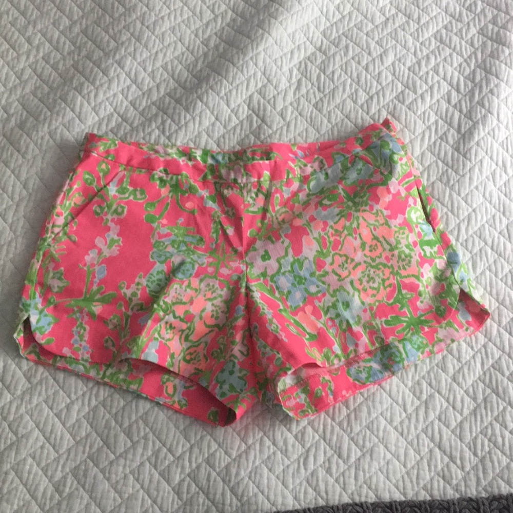 NWT Lilly Pulitzer flamingo pink Adie Short size 4